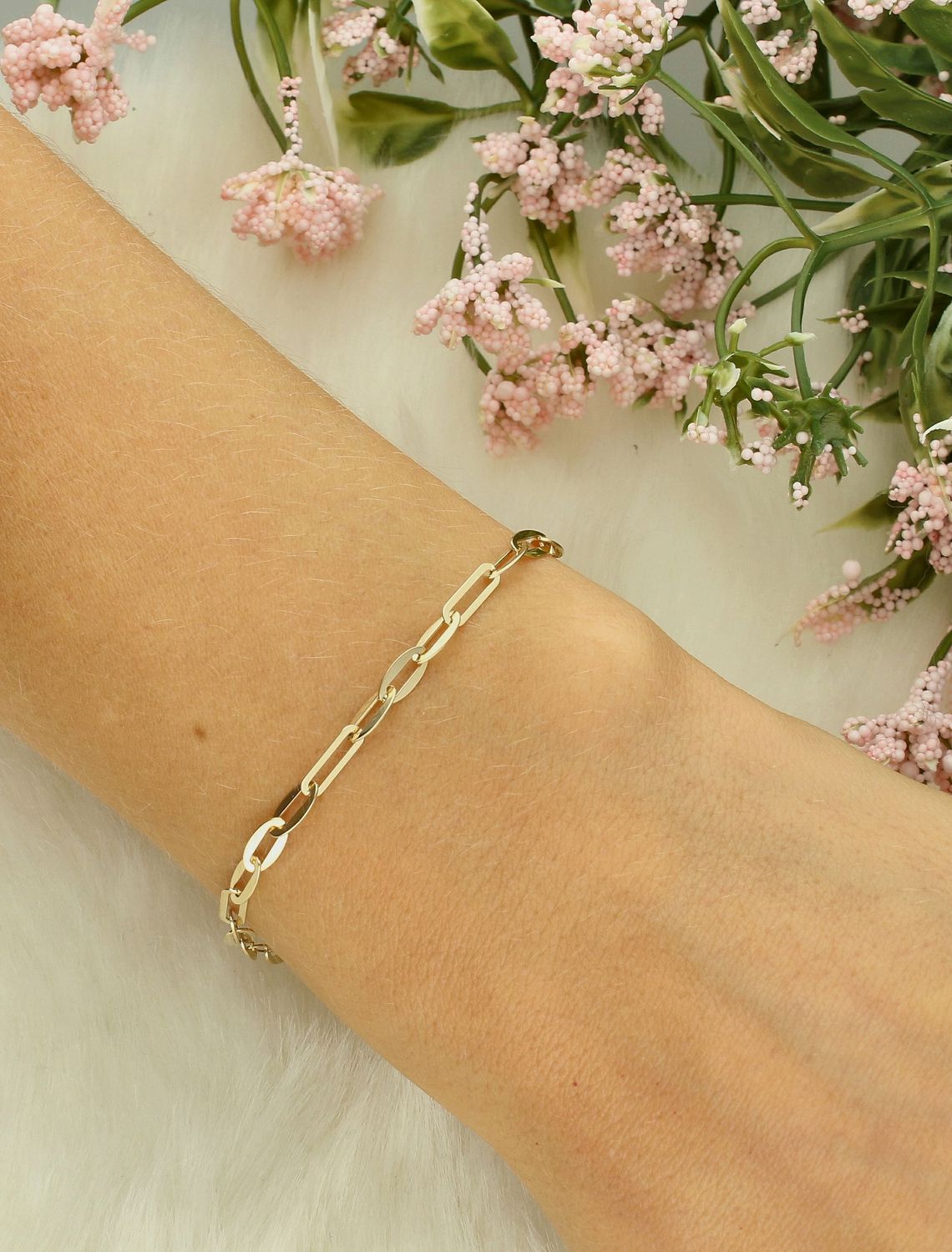 Bransoletka złota próba 375, BR 6829 375 Złota bransoletka wykonana z 9 karatowego żółtego złota. Bransoletka to idealny pomysł na prezent. Złota biżuteria o oryginalnej formie prostych ogniw.1.jpg